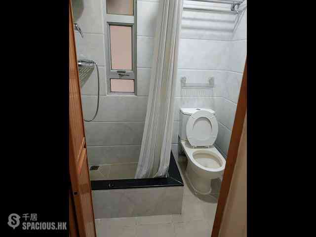 Causeway Bay - Vincent Mansion 06
