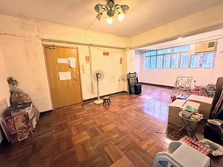 Quarry Bay - Lai King Mansion 03
