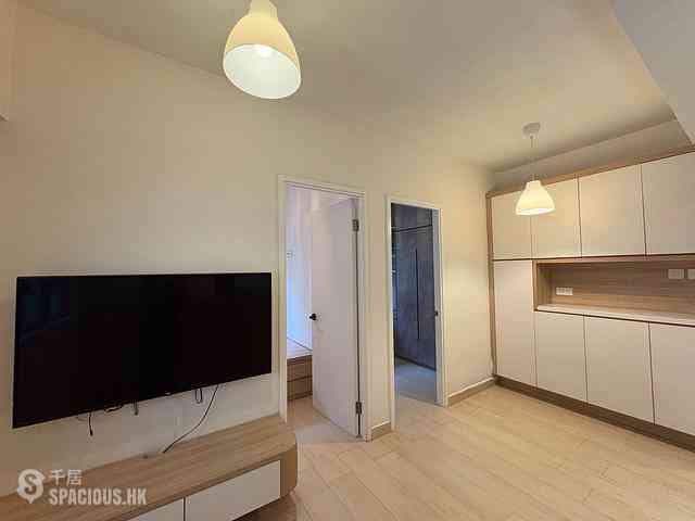 Sai Ying Pun - 19-21, Eastern Street 03