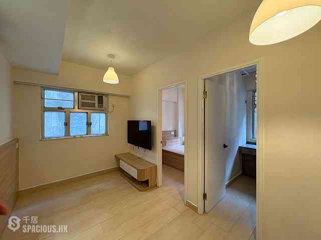 Sai Ying Pun - 19-21, Eastern Street 04