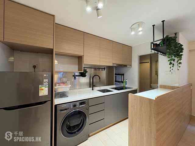 Sai Ying Pun - 19-21, Eastern Street 01