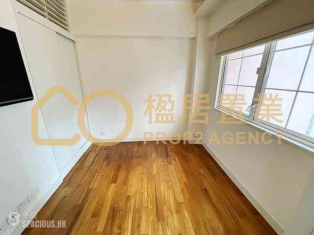 Soho - 18-18A, Shelley Street 04