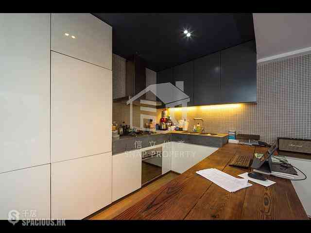 Shek Tong Tsui - Goa Building 09