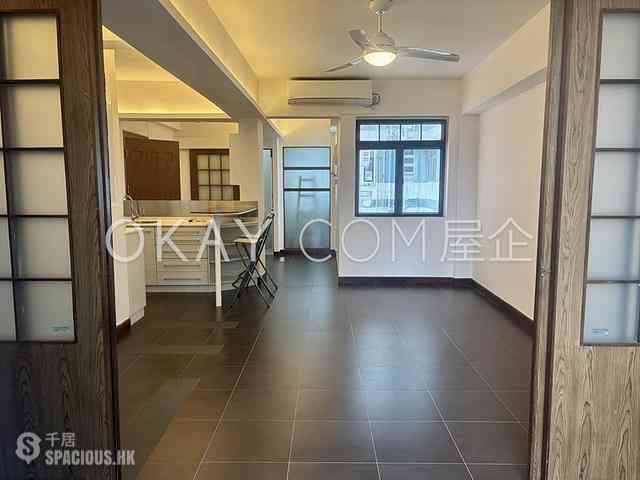 Sai Ying Pun - Tak Yan Building 05