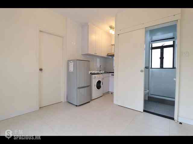 Wan Chai - Hoover Towers Block 2 03