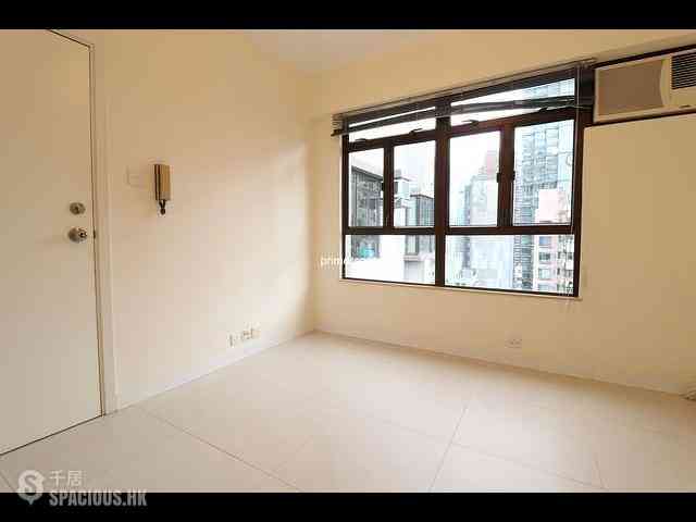 Wan Chai - Hoover Towers Block 2 06