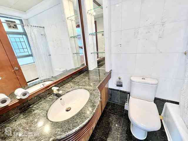 Tung Chung - Tung Chung Crescent Phase 2 Block 9 08