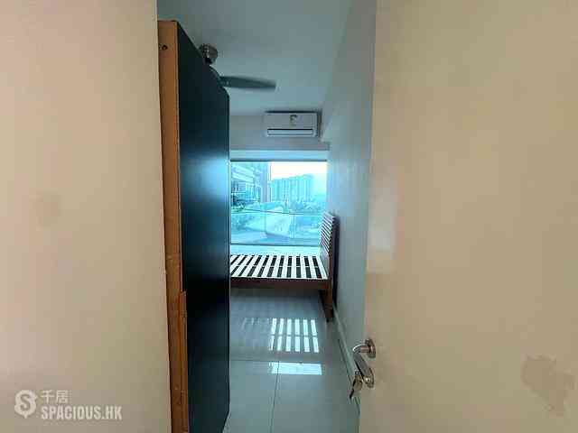 Tung Chung - Caribbean Coast Phase 3 Carmel Cove Tower 10 04