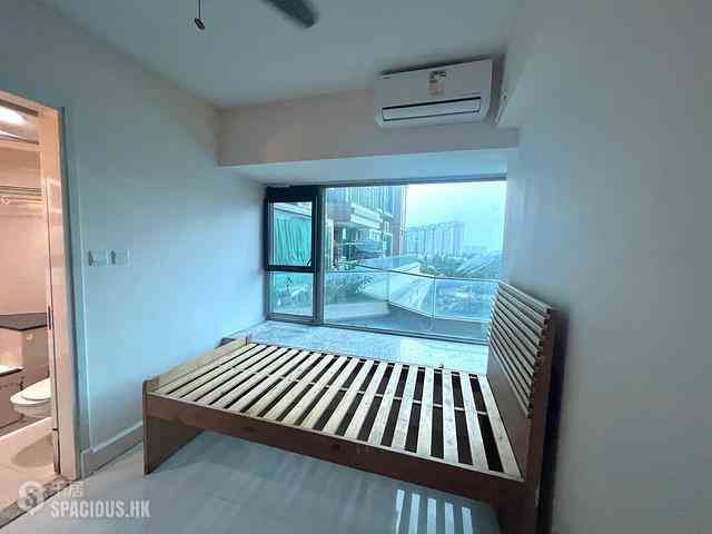Tung Chung - Caribbean Coast Phase 3 Carmel Cove Tower 10 05