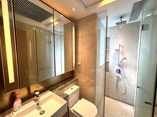 Tung Chung - Century Link Phase 2 Tower 2B 06