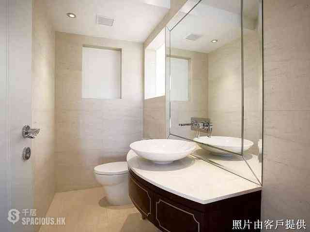 Chung Hom Kok - Magnolia (The Crown Villas) 02