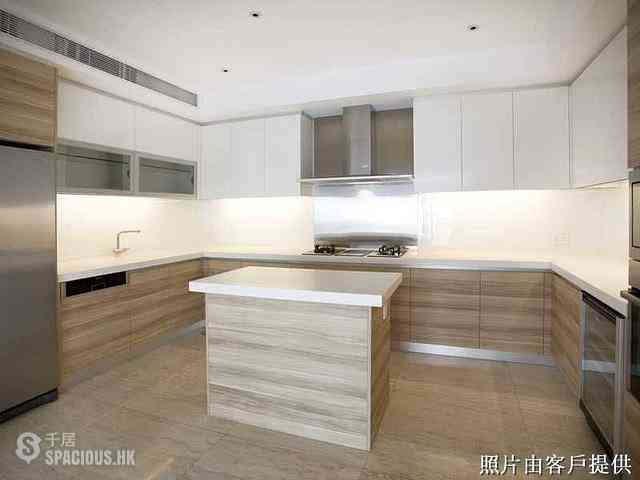 Chung Hom Kok - Magnolia (The Crown Villas) 04
