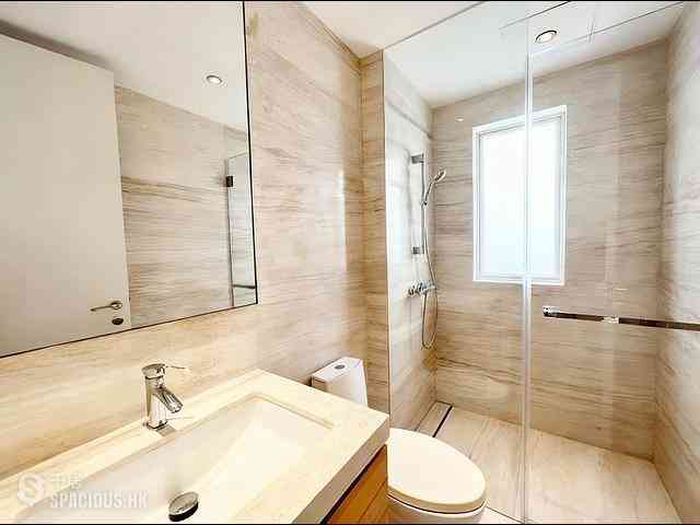 Chung Hom Kok - Magnolia (The Crown Villas) 14