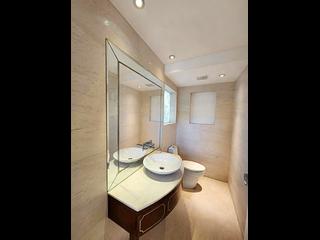 Chung Hom Kok - Magnolia (The Crown Villas) 21