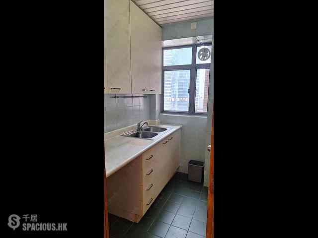 Central - Hollywood Terrace Block A 02