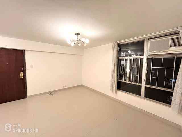 Tai Koo Shing - Tai Koo Shing Sing Fai Terrace Chi Sing Mansion 02