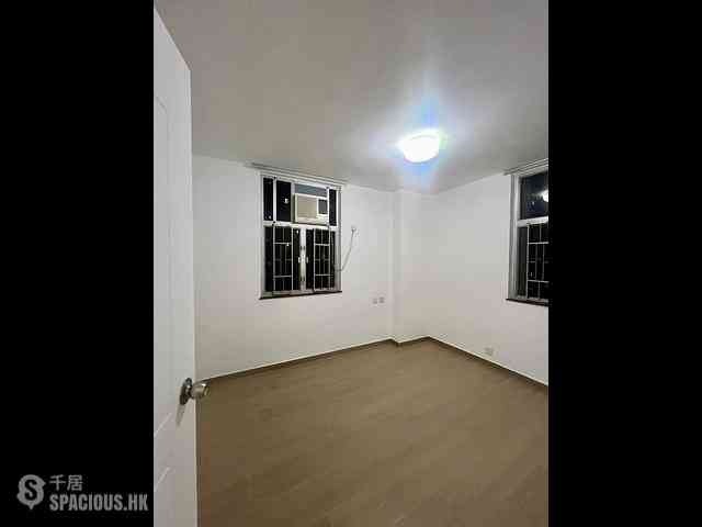 Tai Koo Shing - Tai Koo Shing Sing Fai Terrace Hang Sing Mansion 05