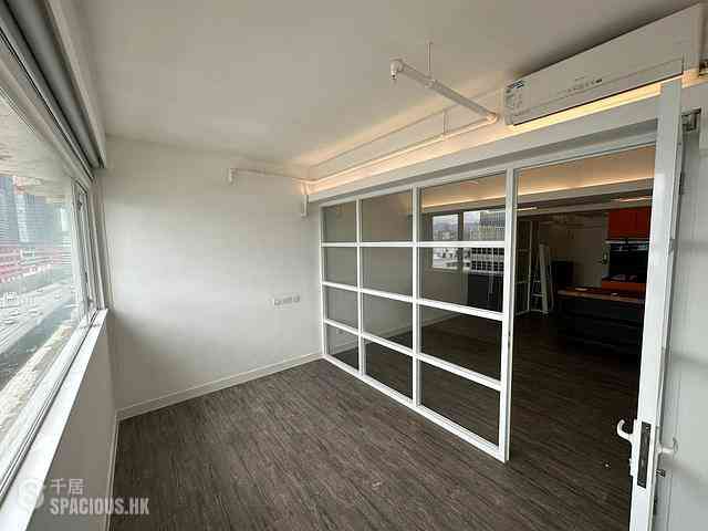 Central - 73, Connaught Road West 20