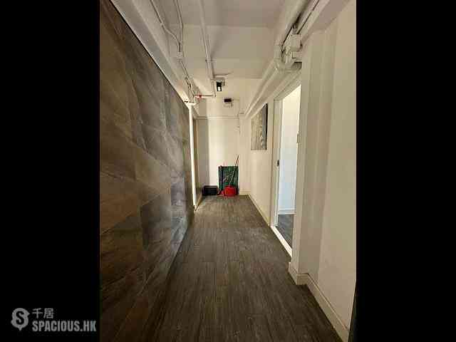 Central - 73, Connaught Road West 24