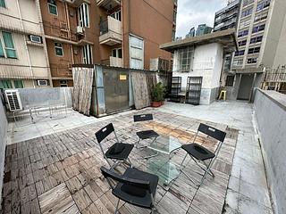 Central - 73, Connaught Road West 34