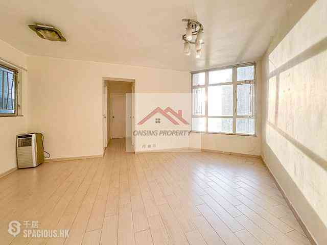 Ap Lei Chau - South Horizons Phase 3 01