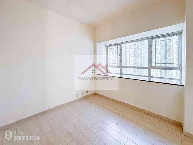 Ap Lei Chau - South Horizons Phase 3 05