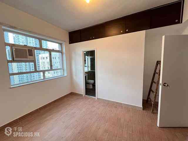 Tai Hang - Fuk Kwan House 03