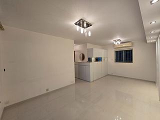 Tung Chung - Seaview Crescent 02