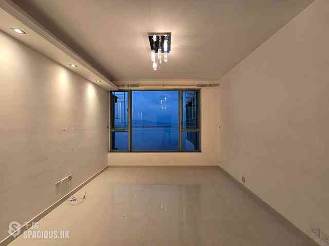 Tung Chung - Seaview Crescent 05