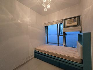 Tung Chung - Seaview Crescent 09