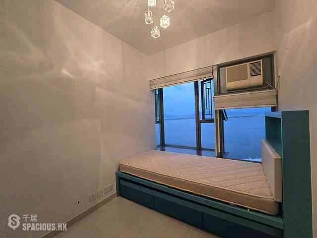 Tung Chung - Seaview Crescent 09