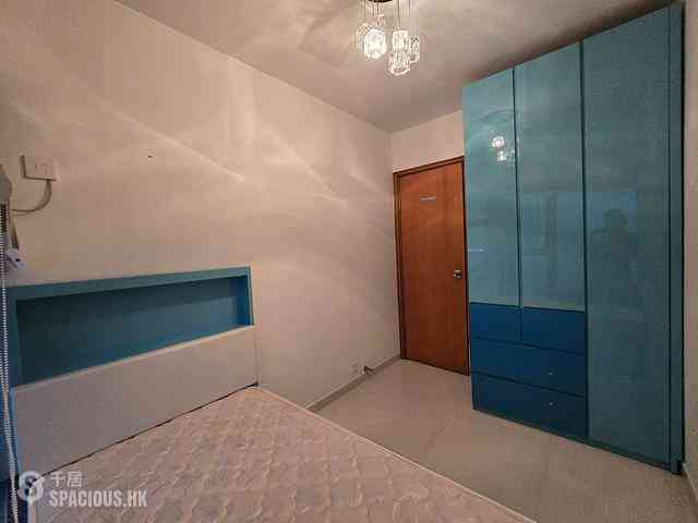 Tung Chung - Seaview Crescent 10