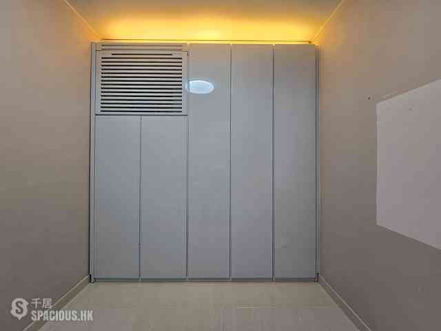 Tung Chung - Seaview Crescent 15