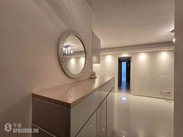 Tung Chung - Seaview Crescent 20