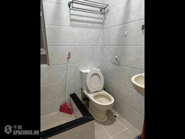 Causeway Bay - Vincent Mansion 04