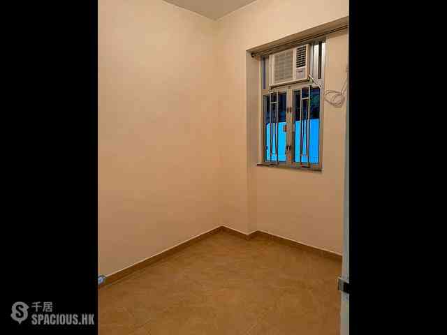 Causeway Bay - Vincent Mansion 09