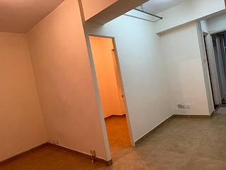 Causeway Bay - Vincent Mansion 06