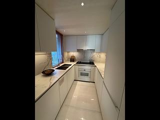 Wan Chai - 33 Kennedy Road 12