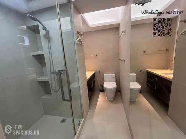 Sai Ying Pun - Sun Luen Building 06