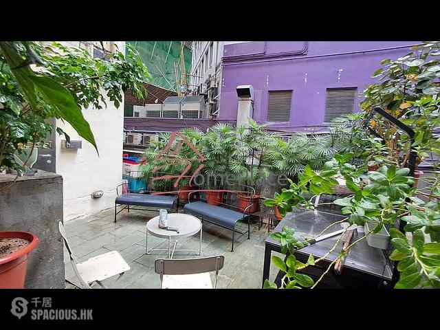 Central - 10, Gage Street 02
