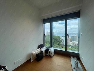 Mid Levels West - University Heights Tower 1 09