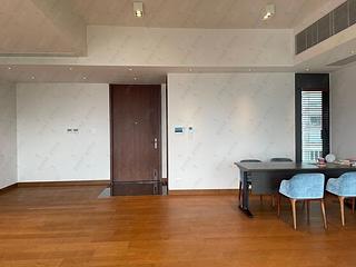Mid Levels West - University Heights Tower 1 11