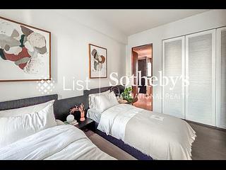 Sheung Wan - 42, Tung St. 11