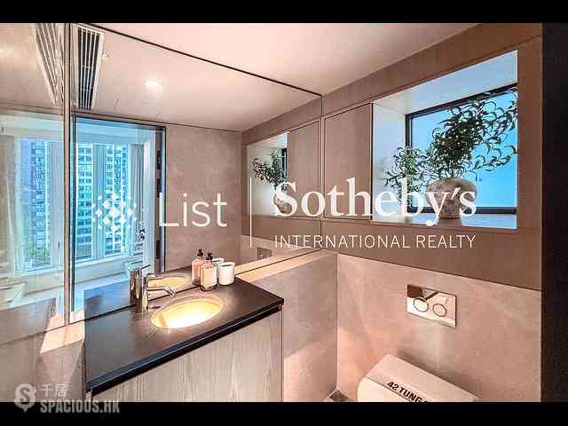 Sheung Wan - 42, Tung St. 14