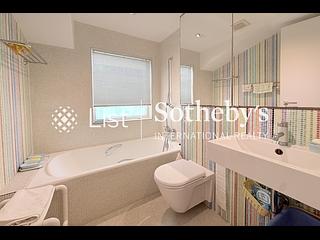 Clear Water Bay - Rainbow Villas 15