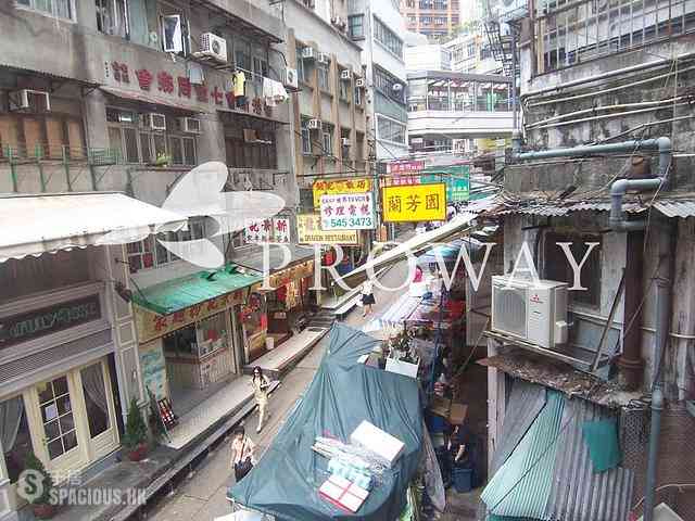 Central - 10, Gage Street 04