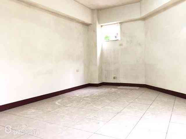 Sanchong - No. XXX, Longbin Road, Sanchong District, New Taipei City, Taiwan 241 02