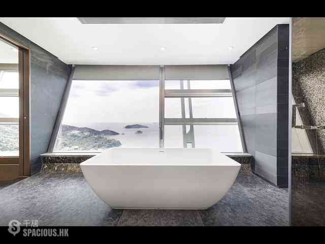 Repulse Bay - The Lily Block 4 07