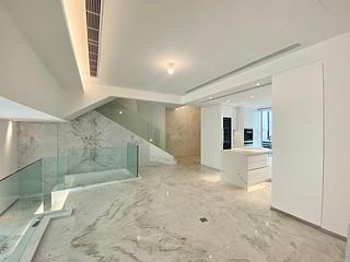 The Peak - 24-28, Mount Kellett Road 04