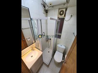 Sai Ying Pun - Tak Yan Building 03